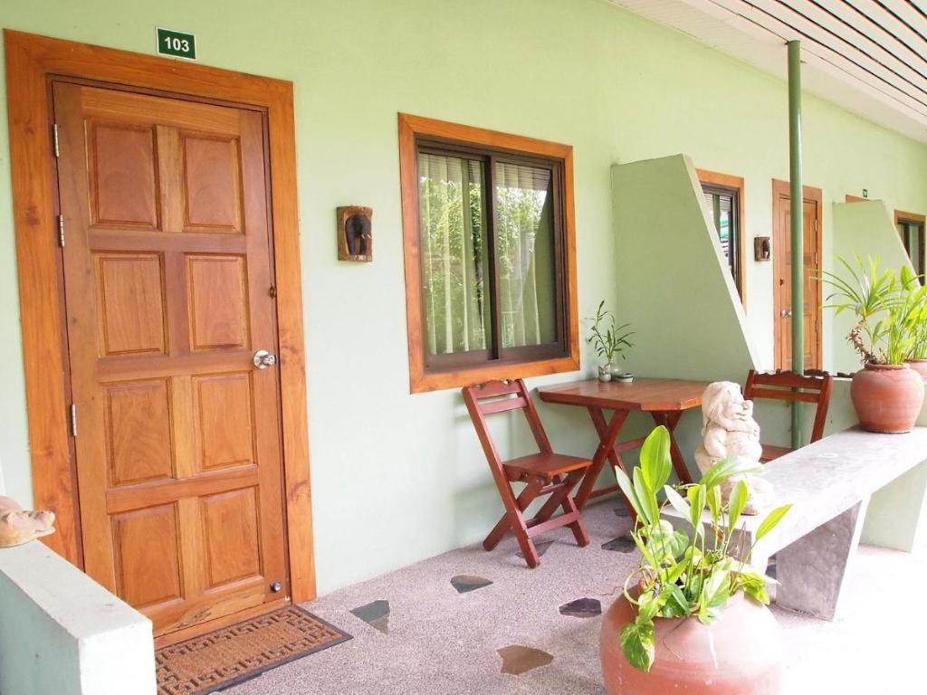 Baan Sala Lung Dam Hotel Bophut Luaran gambar